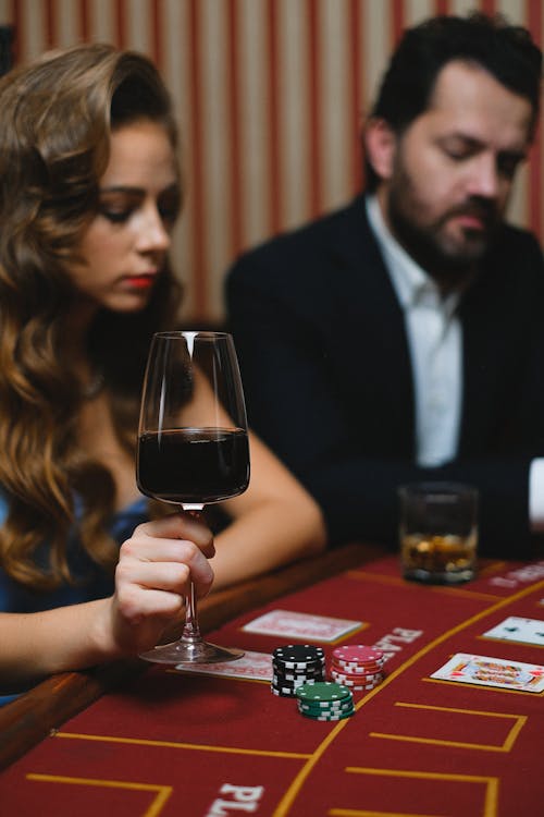 pexels-finance-2021273